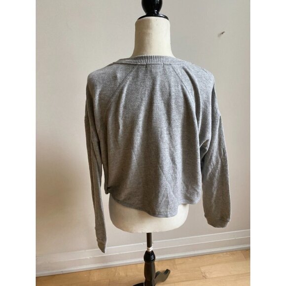 BP BNWOT women cropped stitch gray supersoft buttons sweater - Picture 4 of 6